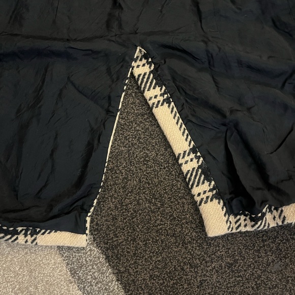 Ann Taylor LOFT Camel Black Plaid Wool Blend Coat Size 2 - Picture 4 of 6